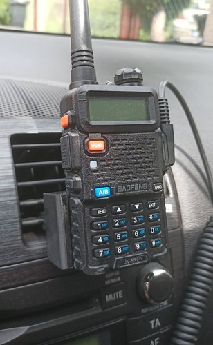 Baofeng auto halterung - uv-5r,