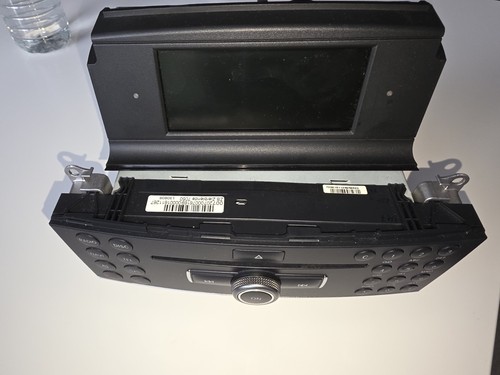 Mercedes w204 radio player - mercedes, cd