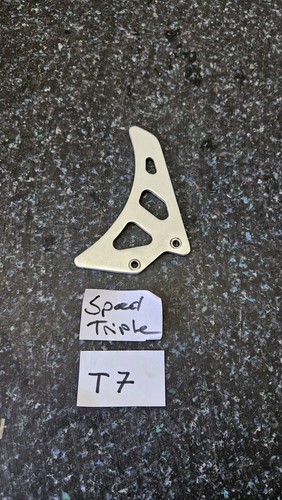 Triumph speed triple 1050 - triumph,