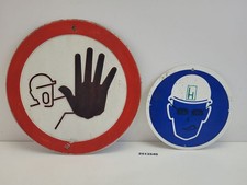 2x Baustellen Schilder Halt