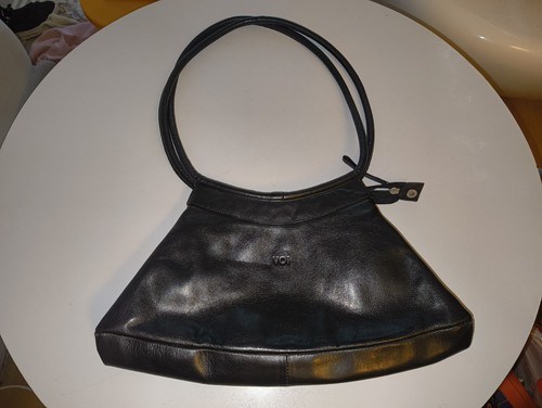Schöne handtasche voi leder - schöne,