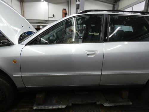 Tür vorne links audi b5 - tür,