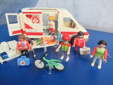 4221 Krankenwagen Blaulicht Figuren zu 4404 70190 Krankenhaus Playmobil 8650