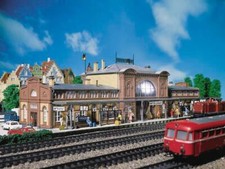 Faller Bahnhof Mittelstadt