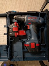 Akkuschrauber BOSCH GSR 12 VE-2 im Koffer mit 2 Akkus und Netzteil