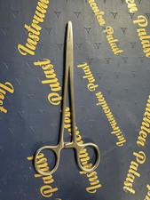 Nadelhalter nach Mayo Hegar