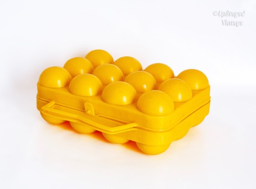 Gelbe kunststoff eier - gelbe,