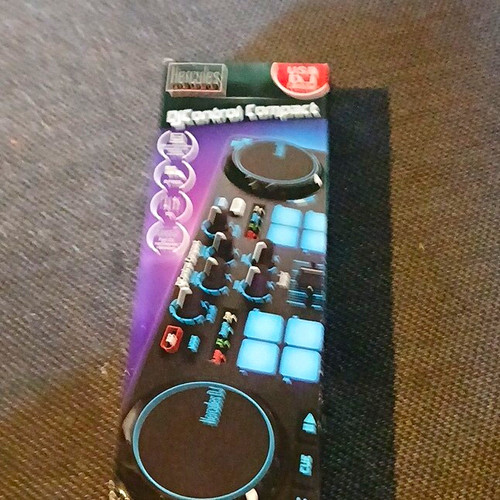 Hercules djcontrol compact - hercules,