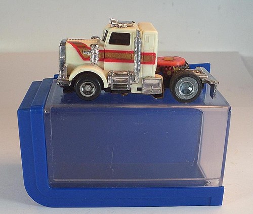 Tcr racing peterbilt - racing,