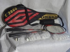 Umbro C 3000 Badmintonschläger + Tasche + 10 Federbälle.