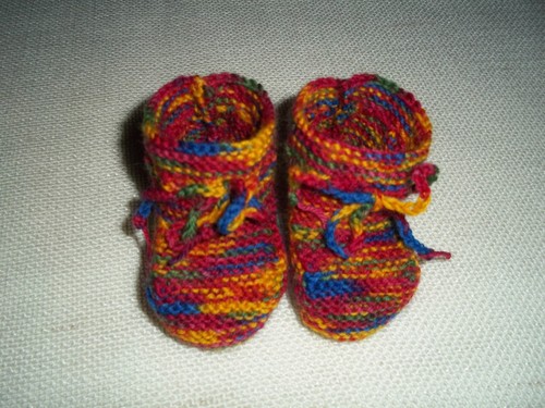 Handgestrickte babyschuhe - handgestrickte, ca