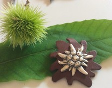 VINTAGE - ANSTECKER FÜRS OKTOBERFEST EDELWEISS LEDER 5,5 CM (72/1)