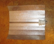 Reflektor und E40-Fassung mit Stromkabel und 4 Stück Grow Leuchten MHL und HPS