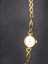 1970er Pratina 17 Rubine Kleine Damenuhr Goldfarben