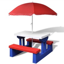 Kindertisch mit Sonnenschirm