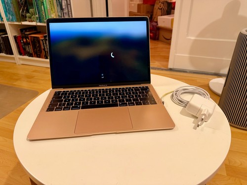 Apple macbook air - apple,