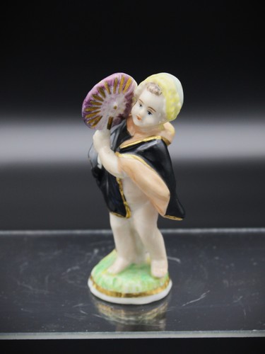 Figur mit fächer - mit,