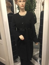 Mantel von Apart schwarz mit Lack-Leder-Applikationen Gr.38 NEU