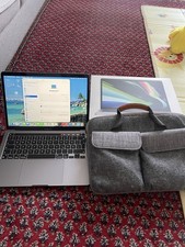 MacBook Pro Touch Bar 13" 2020