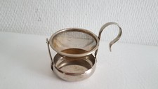 Altes Teesieb mit Tropfschale  "das Schwebende"