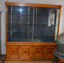 Ladeneinrichtung antik Art