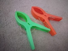 2 x XXL Wäscheklammer Clips Groß Kunststoff Strandtuch Badetuch Quilt Handtuch