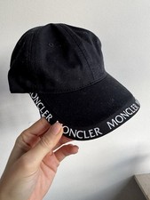 Moncler Mütze Schwarz Größe