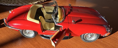 Jaguar type cabrio roadster - e-type,