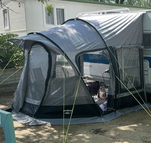 Vorzelt - ,
