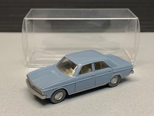 Audi 100 Typ C1 sedan