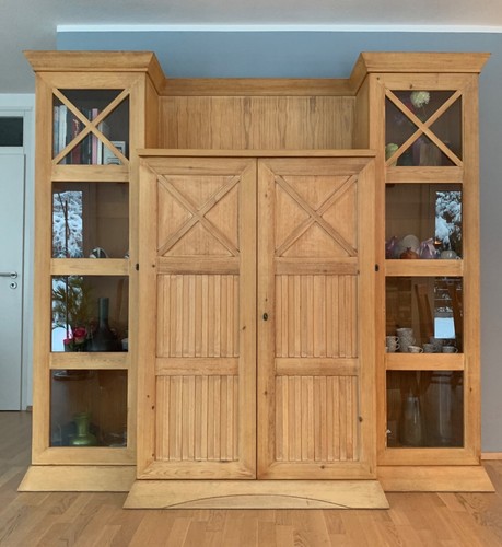 Hochwertiger schrank mit 2 - hochwertiger, tv-schrank