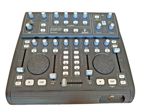 Behringer deejay bcd3000 - behringer,
