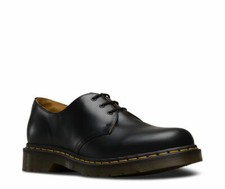 Dr Martens Doc 3 Loch 1461