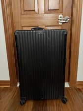 Rimowa Classic Check-In L –
