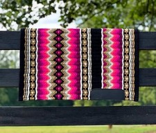 Rosafarbene Wolldecke Western