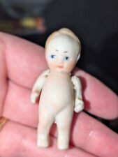 Antike Miniatur Baby Puppe aus