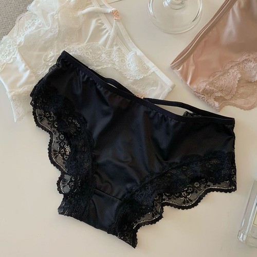 Hollow detail satin - hollow,