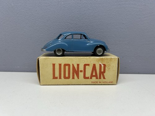 Rare blue type - type, lion