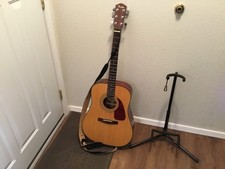 Guitar & stand & case +
