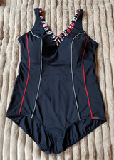 Sunmarin ~ Badeanzug ~ Größe