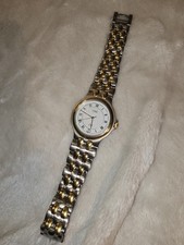 Swiss Made Damen Armbanduhr