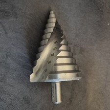 6-60 mm HSS Spiral Stufenkegelbohrer 12 Stufen Lochschneider für Holz Metall Platte