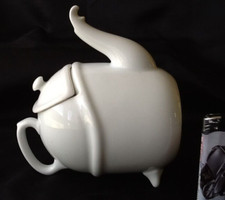 Rosenthal Design Ronnefeld Ihr Tee kleine Teekanne Kippkanne m. Dkl. Siebeinsatz