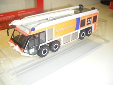 Herpa 092135 Ziegler Z8 Feuerwehr Flughafen Frankfurt Flugfeldlöschfahrzeug 22