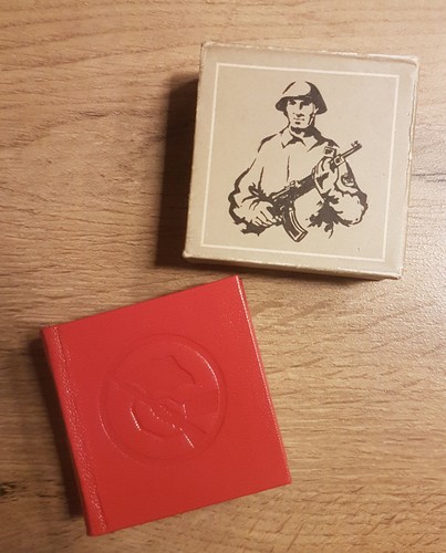 Ddr mini buch die kampfgruppen - ddr,
