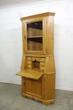 Schöner Eckschrank /