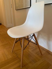 Vitra Eames 4 Stühle (50 €