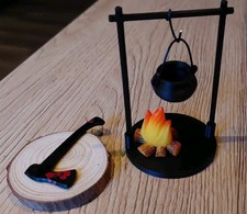 Lagerfeuer mit Topf ,Axt Holz ca.1:22,5 Spur G  LGB Modellbau Zubehör 