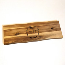 Holzbrett Schneidebrett Servierbrett Gravur Wunschgravur personalisiert Namen