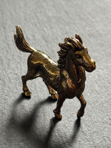 Pony aus messing - pony,